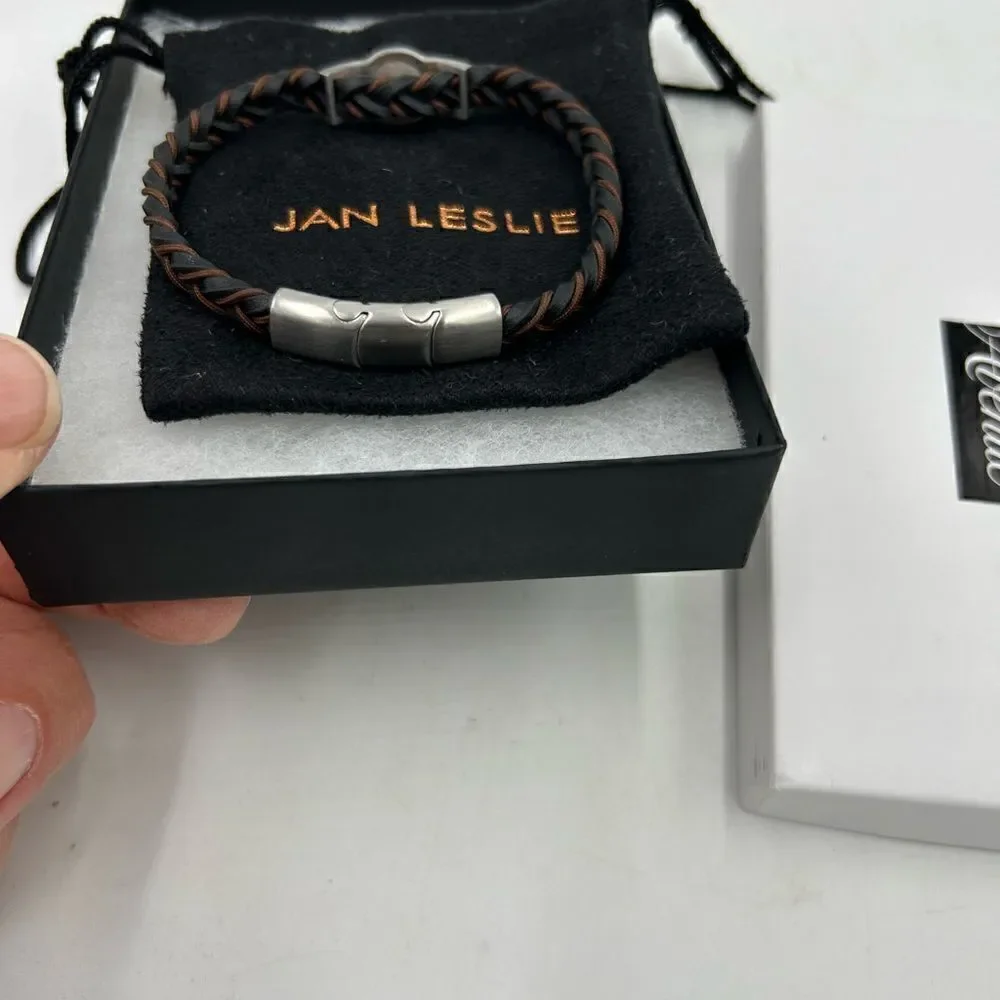 Men’s Jan, Leslie, braided leather bracelet